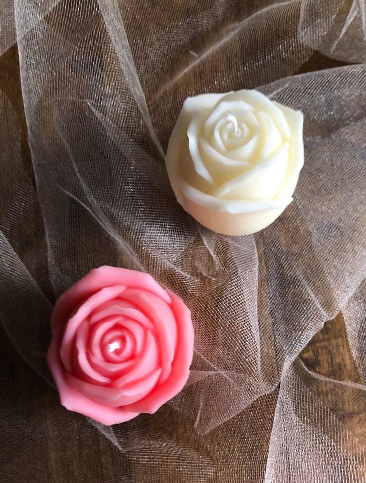 Premium Scented Rose Flower Candles – Set of 2 | Molded Floral Wax Candles for Gift & Home Aesthetics