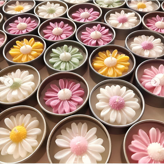 Scented Daisy Flower Candles | Multiple Colours and Fragrance